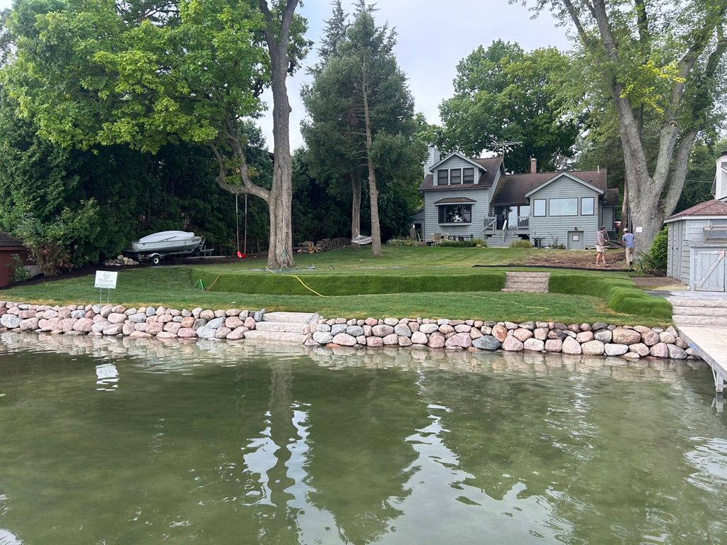 Innovative Shoreline Design on Big Cedar Lake